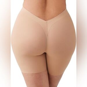 Wacoal Shape Revelation Hourglass Thigh Shaper - size Small
